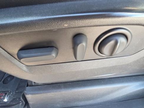 Used 2021 GMC Sierra 1500 AT4 image 30