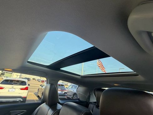 Used 2019 INFINITI QX60 Luxe w/ Sensory Package AWD/4WD image 42