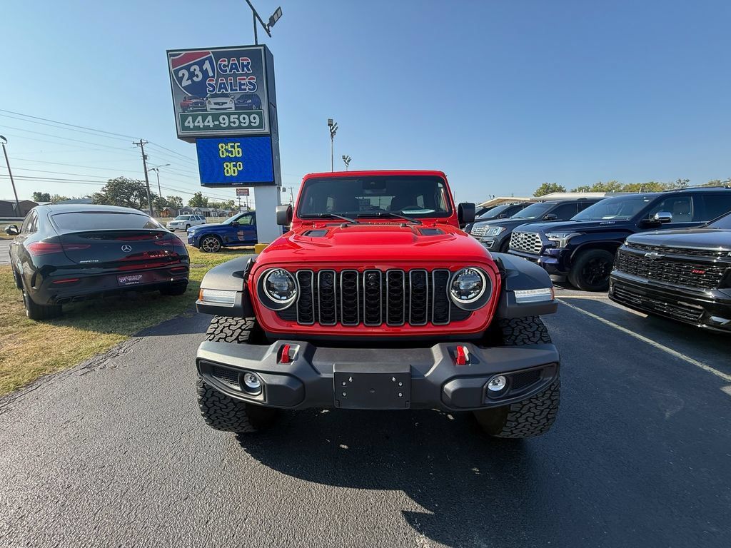 Used 2025 Jeep Wrangler Unlimited Rubicon w/ XTREMEE 35" Tire Package AWD/4WD image 9