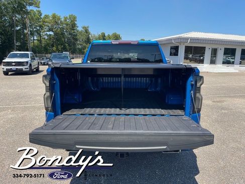 Used 2023 Chevrolet Silverado 1500 RST w/ Z71 Off-Road Package image 18