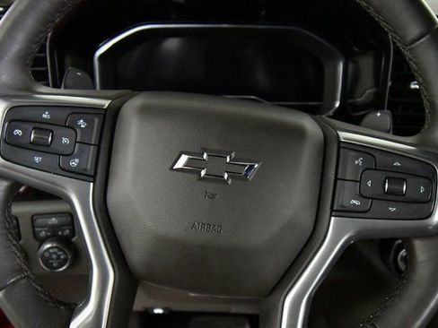 Used 2023 Chevrolet Silverado 1500 RST image 2