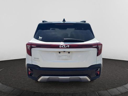 Used 2024 Kia Seltos S image 6