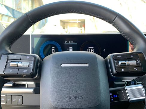 Used 2025 Hyundai Santa Fe SEL image 30