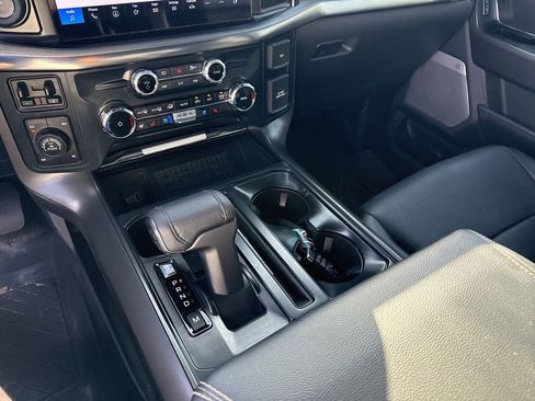 Used 2025 Ford F150 Lariat w/ Equipment Group 501A Mid image 16