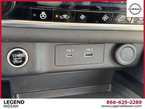 Used 2022 Nissan Rogue SV w/ SV Premium Package image 26