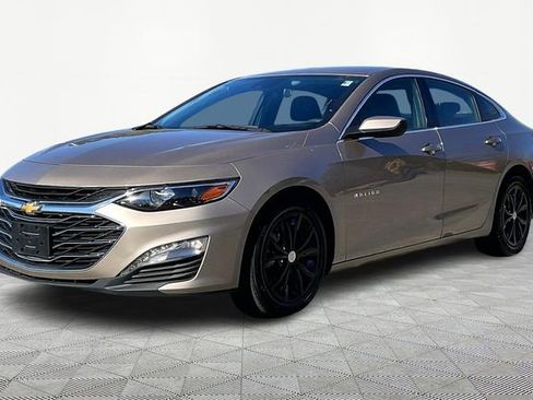 Used 2023 Chevrolet Malibu LT image 3
