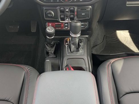 New 2026 Jeep Gladiator Rubicon AWD/4WD image 19