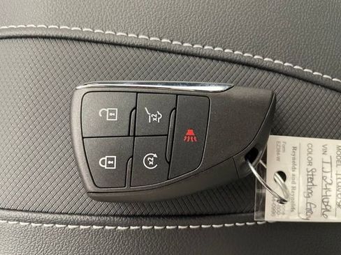 New 2026 Chevrolet Traverse RS w/ LPO, Floor Liner Package image 20