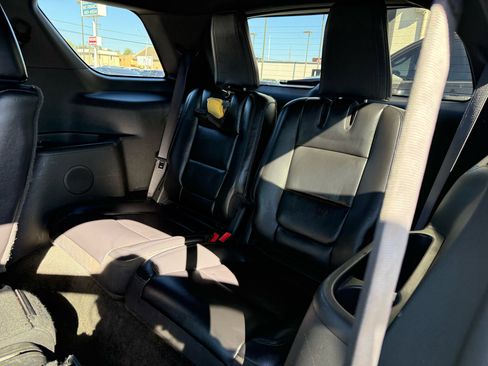 Used 2013 Ford Explorer XLT image 16