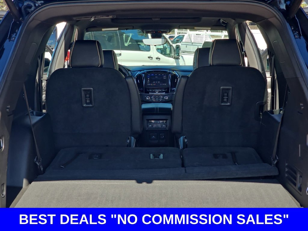 Used 2023 Chevrolet Traverse Premier w/ Redline Edition AWD/4WD image 13