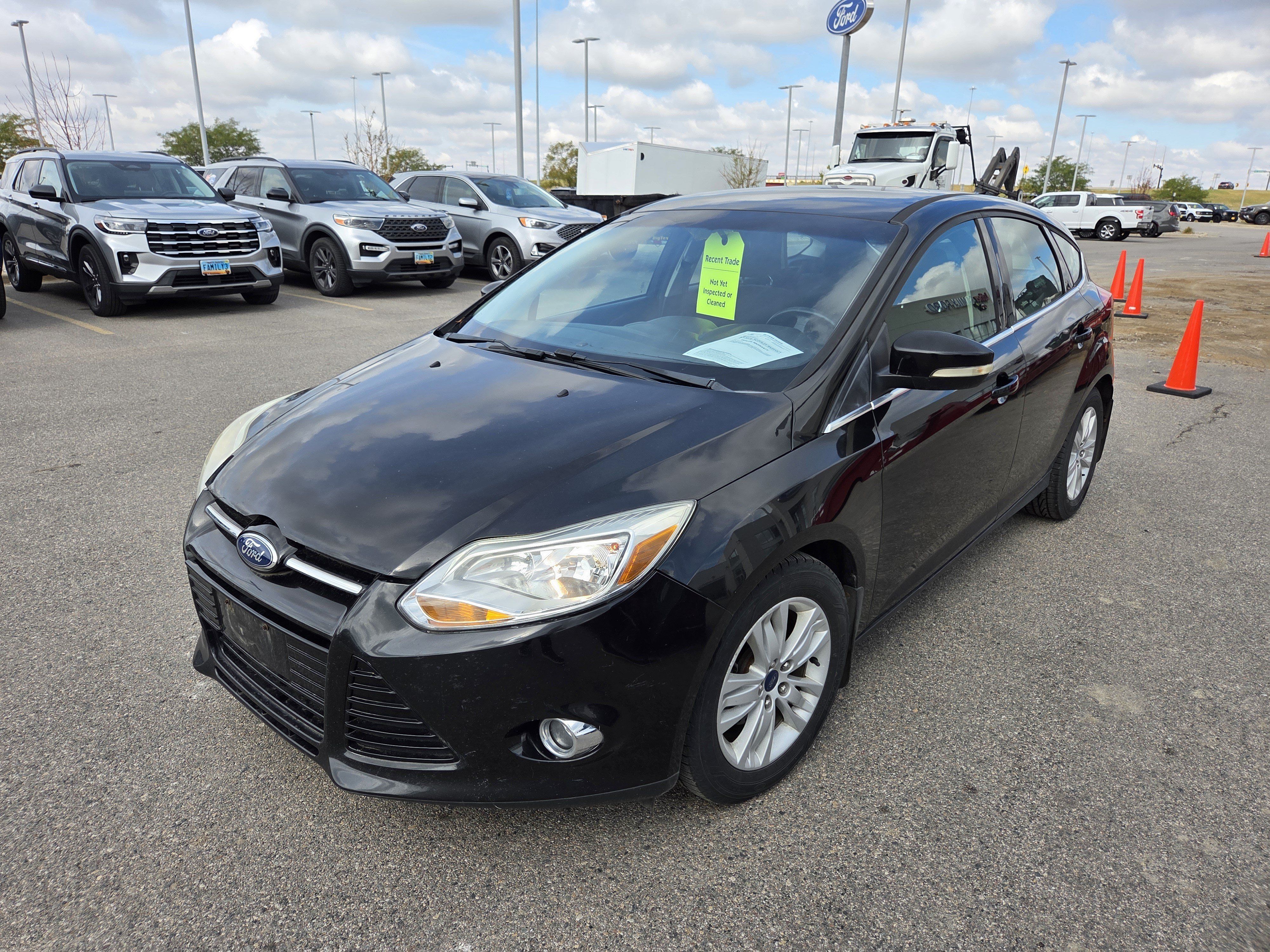 Used 2012 Ford Focus SEL FWD image 3