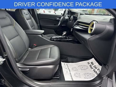 Used 2025 Chevrolet Trax ACTIV w/ Driver Confidence Package FWD image 49