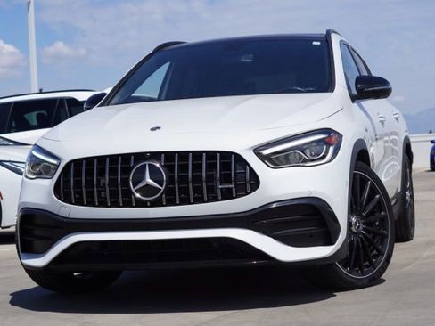 Used 2022 Mercedes-Benz GLA 35 AMG 4MATIC image 3