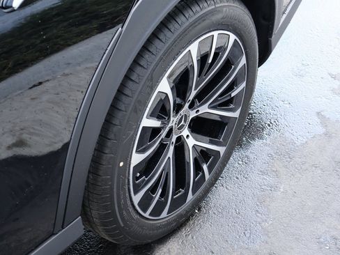 New 2025 Mercedes-Benz E 450 4MATIC All-Terrain Wagon image 41