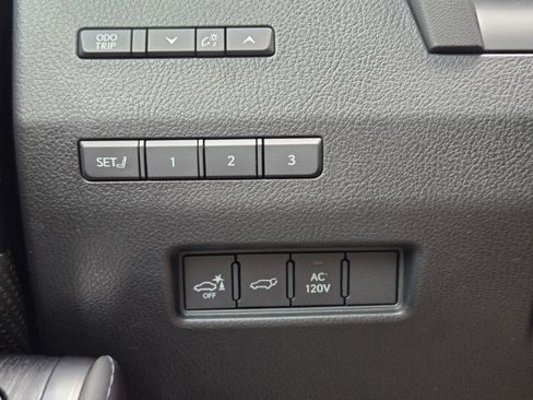 Used 2024 Lexus GX 550 AWD/4WD image 21