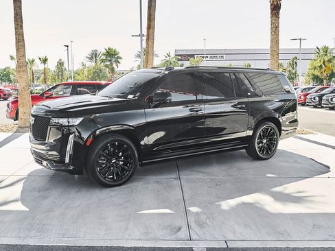 Used 2021 Cadillac Escalade ESV Sport Platinum w/ LPO, ONYX Package AWD/4WD image 5