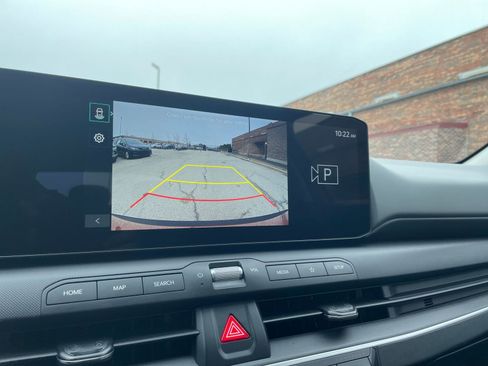 Used 2025 Kia K4 LXS image 23