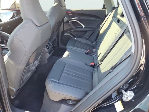 New 2025 Audi Q5 Premium Plus image 22
