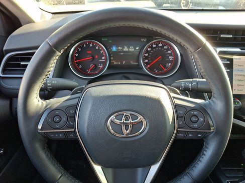 Used 2020 Toyota Camry XSE image 20