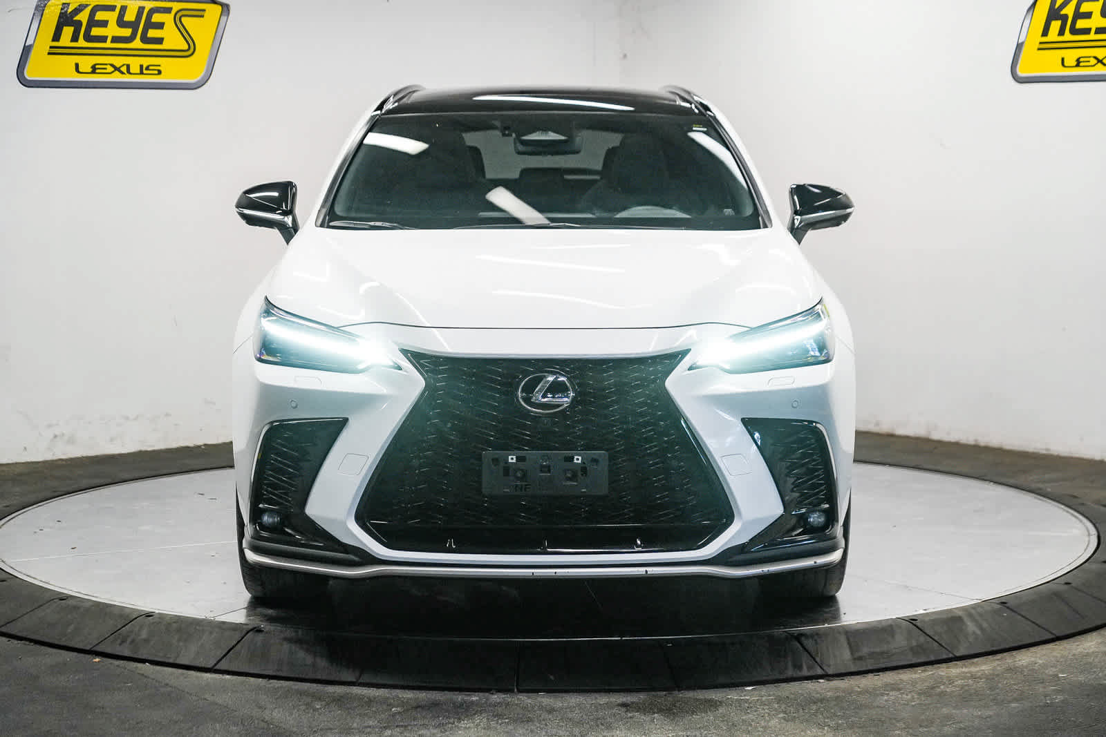 Used 2025 Lexus NX 450h+ F Sport w/ Accessory Package (2T) AWD/4WD image 6