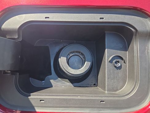 Used 2022 Jeep Grand Cherokee Limited w/ Trailer Tow Prep Group (B) image 39