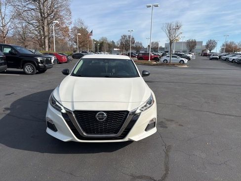 Used 2020 Nissan Altima 2.5 SR image 3