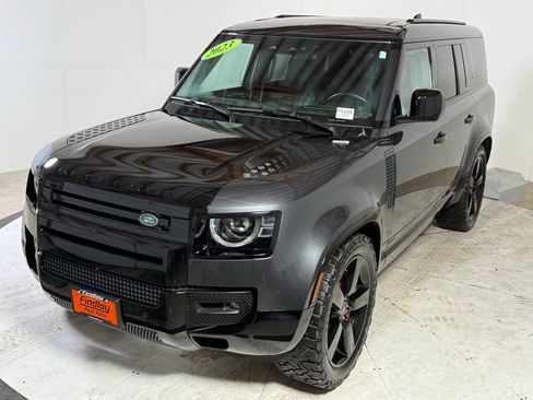 Used 2023 Land Rover Defender 130 X image 3