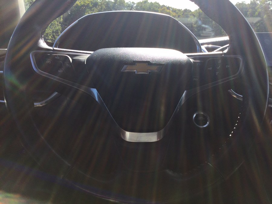 Used 2018 Chevrolet Equinox LT w/ Sun & Infotainment Package AWD/4WD image 29