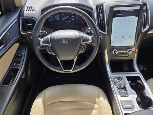 Used 2024 Ford Edge SEL AWD/4WD image 6