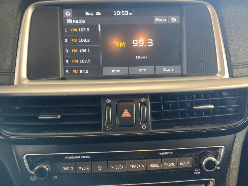 Used 2020 Kia Optima LX FWD image 25