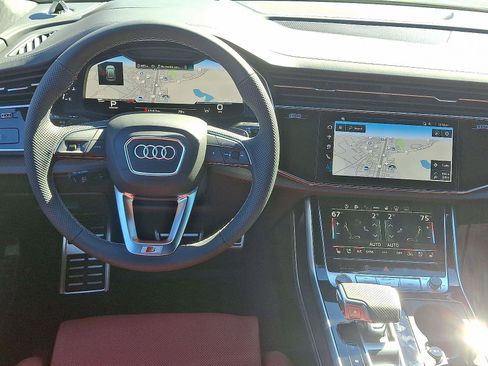 New 2026 Audi SQ8 Prestige image 9