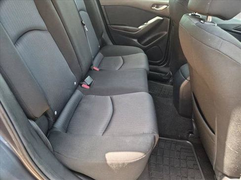 Used 2015 MAZDA MAZDA3 i Sport FWD image 16