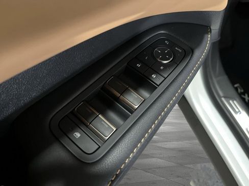 Certified 2026 Lexus RX 350 Premium w/ Accessory Package (Z1) image 10