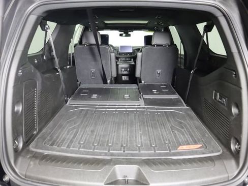 Used 2021 GMC Yukon XL SLT w/ SLT Premium Package image 63