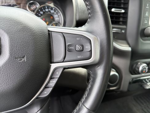 Used 2020 RAM 1500 Big Horn AWD/4WD image 25