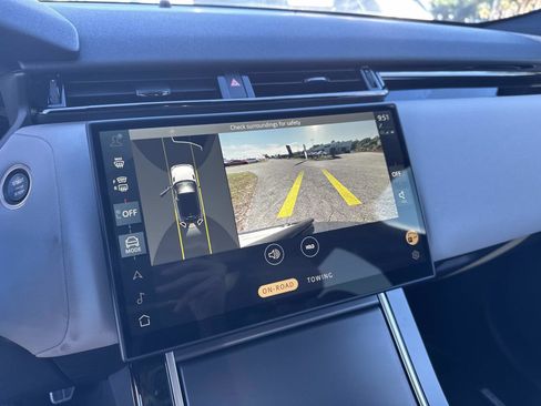 Used 2024 Land Rover Range Rover Velar Dynamic SE image 24