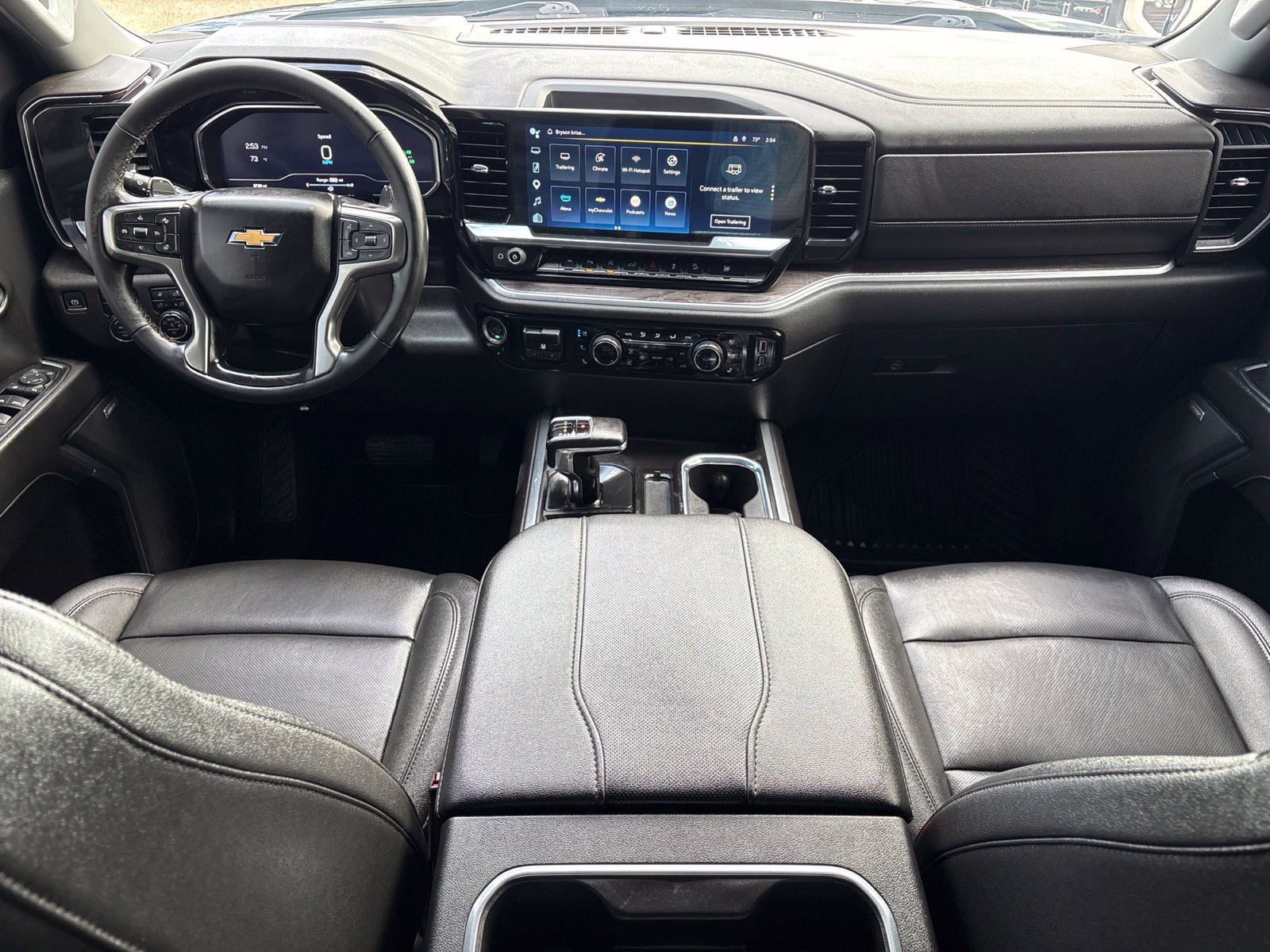 Used 2024 Chevrolet Silverado 1500 LTZ w/ LTZ Convenience Package II AWD/4WD image 19