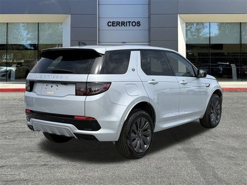 New 2025 Land Rover Discovery Sport S image 5