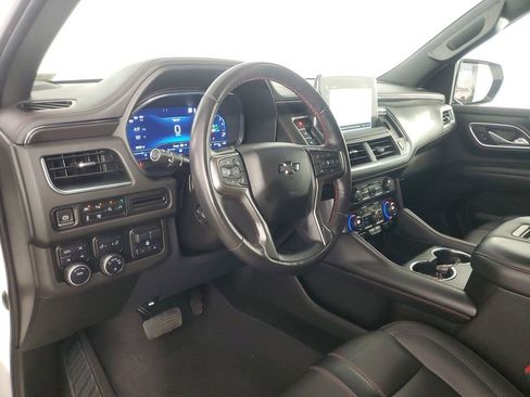 Used 2022 Chevrolet Tahoe RST w/ Luxury Package AWD/4WD image 11