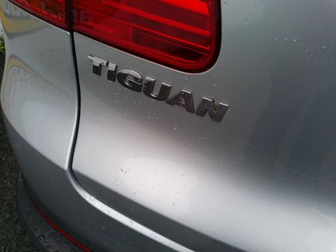 Used 2017 Volkswagen Tiguan Wolfsburg Edition AWD/4WD image 36