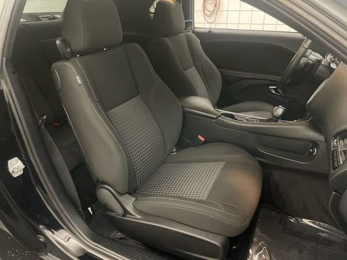 Used 2018 Dodge Challenger SXT w/ Blacktop Package RWD image 19