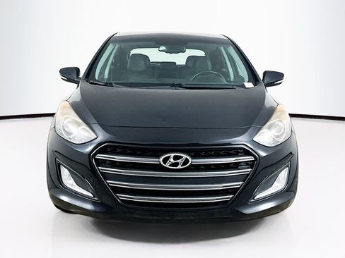 Used 2016 Hyundai Elantra GT w/ Option Group 03 FWD image 2
