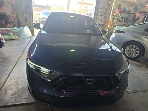 Used 2025 Honda Accord SE image 2