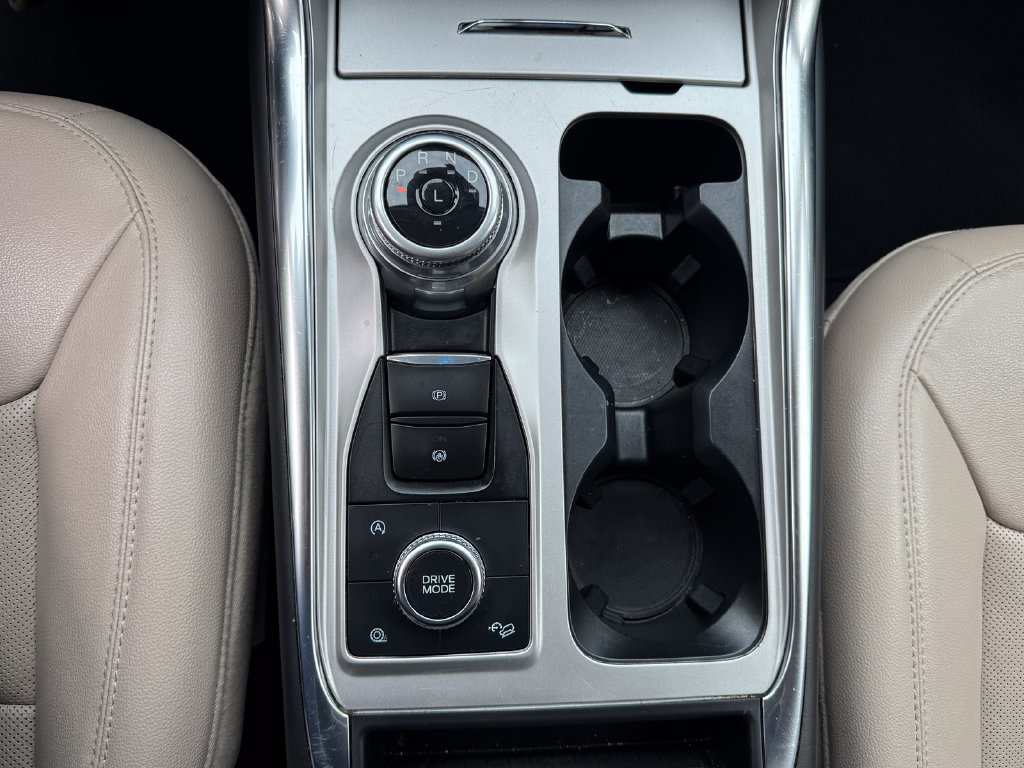 Used 2023 Ford Explorer Limited AWD/4WD image 20