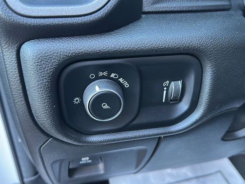 Used 2020 RAM 1500 Tradesman image 21