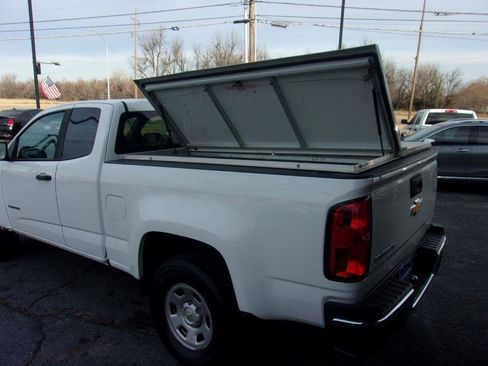 Used 2019 Chevrolet Colorado W/T w/ WT Convenience Package image 5