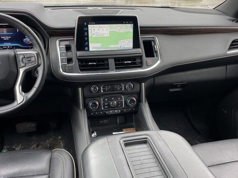 Used 2023 Chevrolet Tahoe Premier AWD/4WD image 19