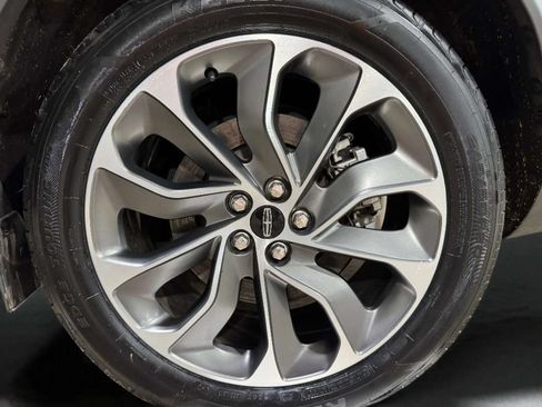 Certified 2022 Lincoln Nautilus Reserve AWD/4WD image 30