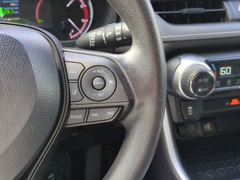 Used 2024 Toyota RAV4 XLE image 23