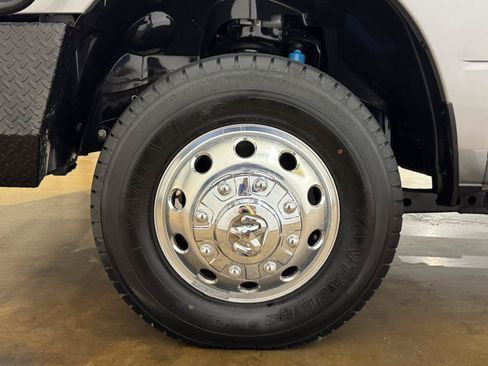 Used 2020 RAM 3500 Lone Star w/ Level 1 Equipment Group AWD/4WD image 55